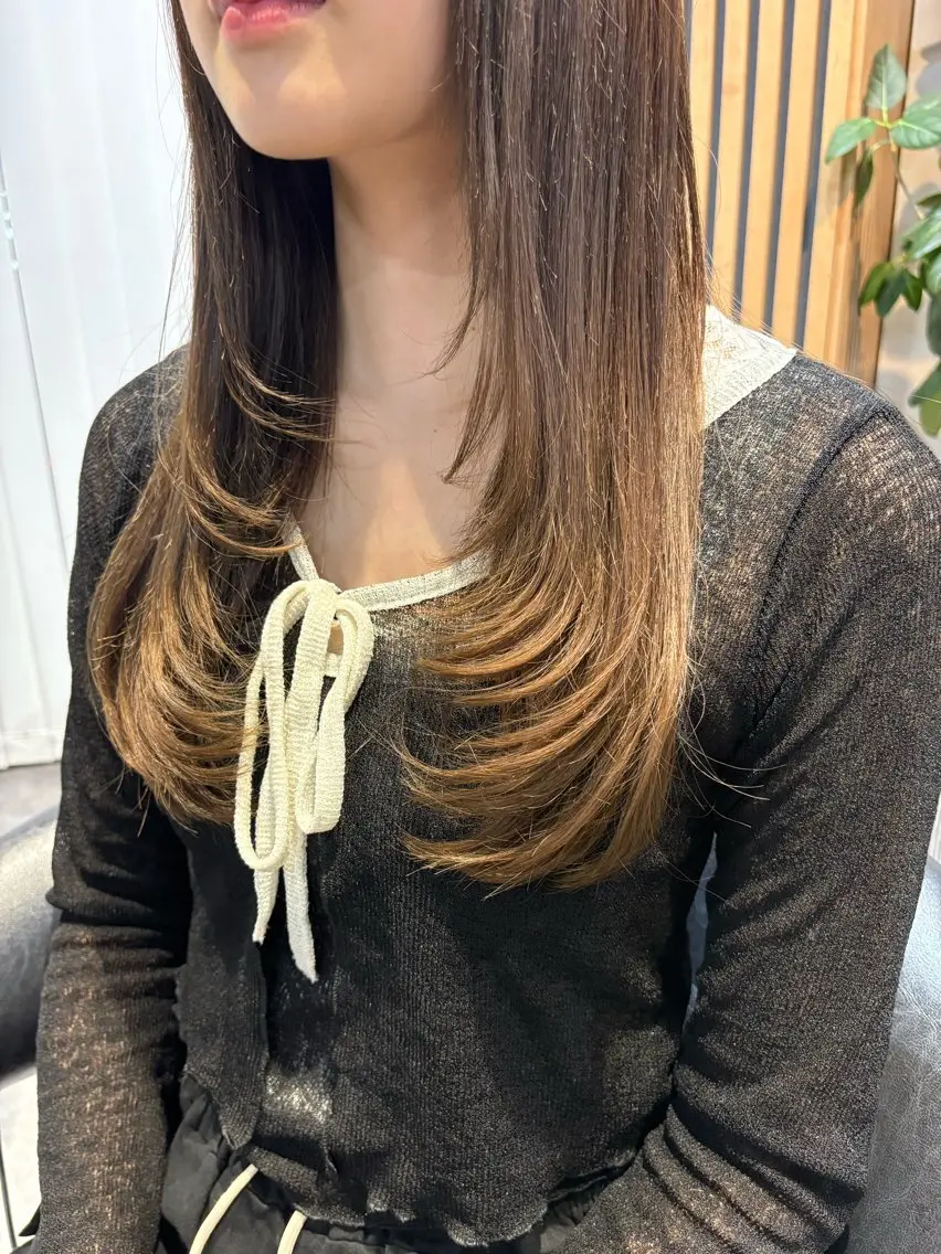 ロング カラー ロングレイヤー 透明感カラー グレージュ オリーブグレージュ オリーブグレー sayaka/メンズ /パーマ/マッシュのヘアスタイル