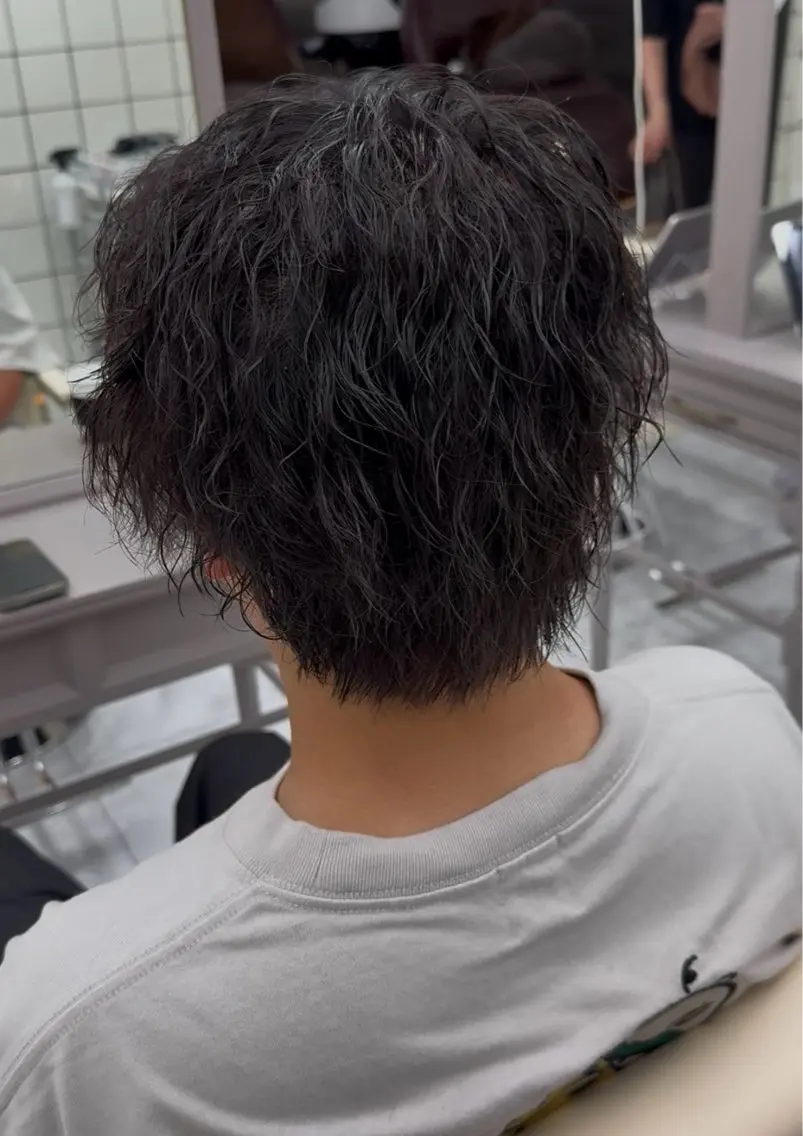 パーマ メンズ メンズパーマ ツイストスパイラルパーマ スパイラルパーマ カット パーマ 奥田 星来のヘアスタイル