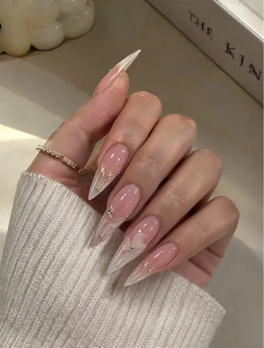 ネイル 韓国ネイル マグネットネイル 持ち込み Dyo Nail_Royalのネイルデザイン