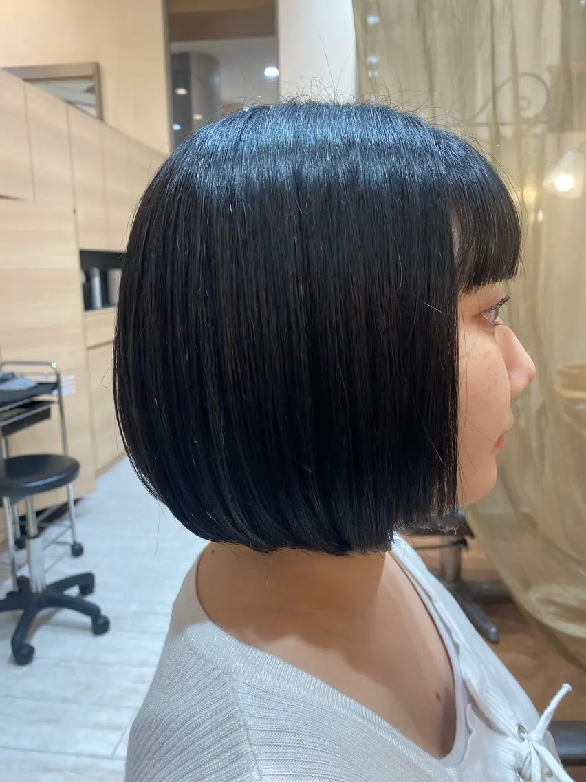 ショート ボブ 大川 真奈のヘアスタイル