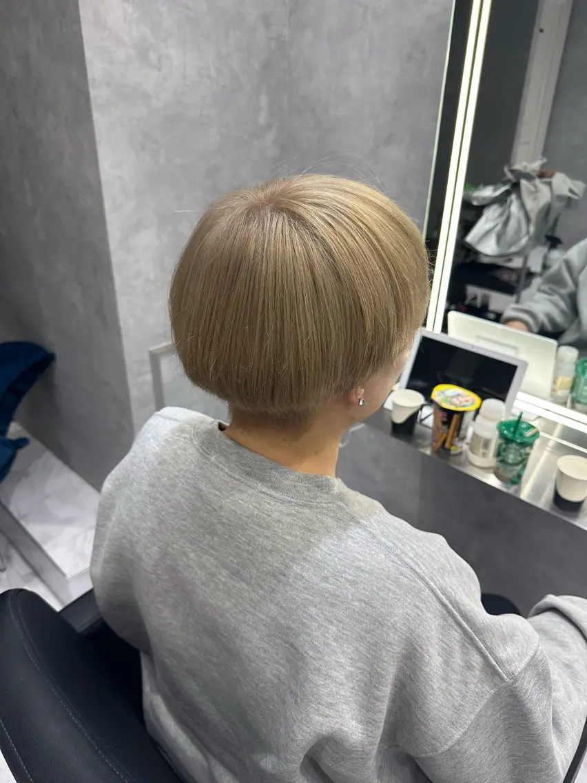 ショート ヘアカラー トリートメント 中村 さきのヘアスタイル