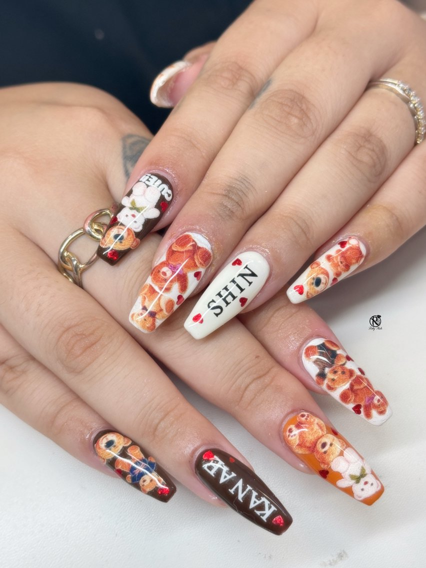 ネイル ボルドー ブラウン チークネイル ドット フットネイル ハンドネイル Ruby Nail 霞ヶ関店のネイルデザイン