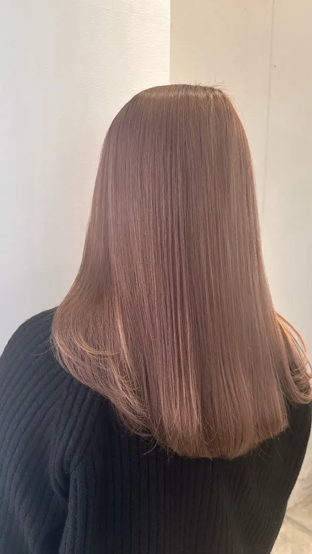 カラー エトウ シホのヘアスタイル