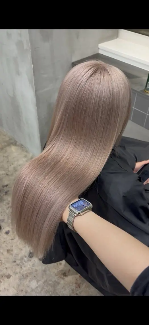 ロング カラー ブリーチ ケアブリーチ 顔周りカット トリートメント 渋谷ハイトーン/ まぉまぉのヘアスタイル
