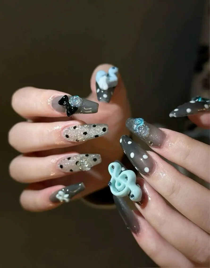 ネイル 長さ出し フレンチネイル 韓国ネイル ロングネイル シンプルネイル Mina Aurea Nailのネイルデザイン