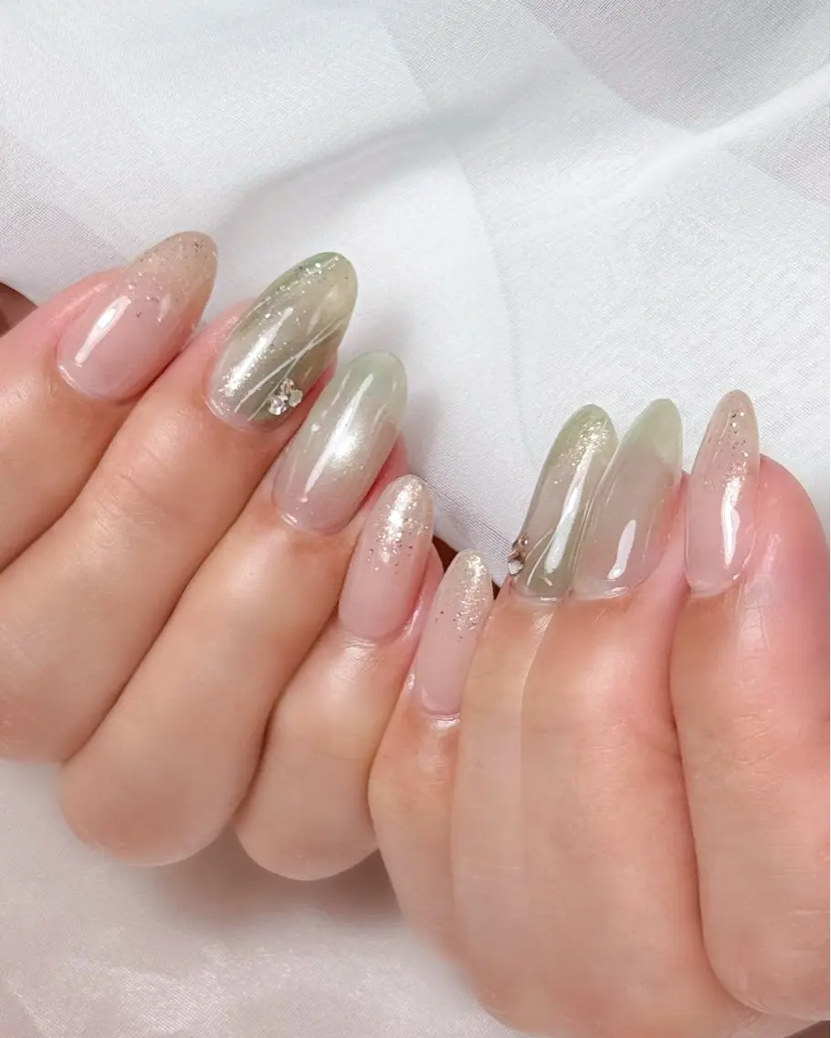 ネイル Nailsalon Raffineのネイルデザイン