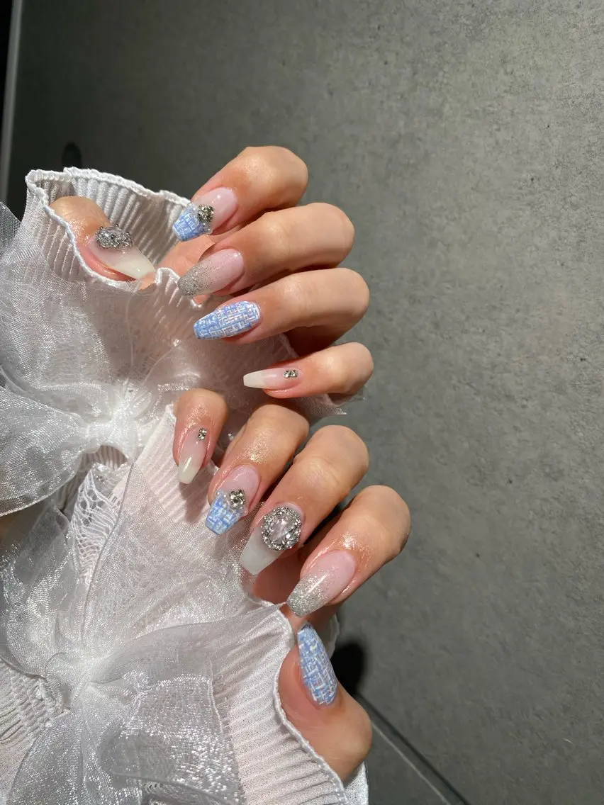 ネイル I-nailロング /ワンホン/キラキラのネイルデザイン