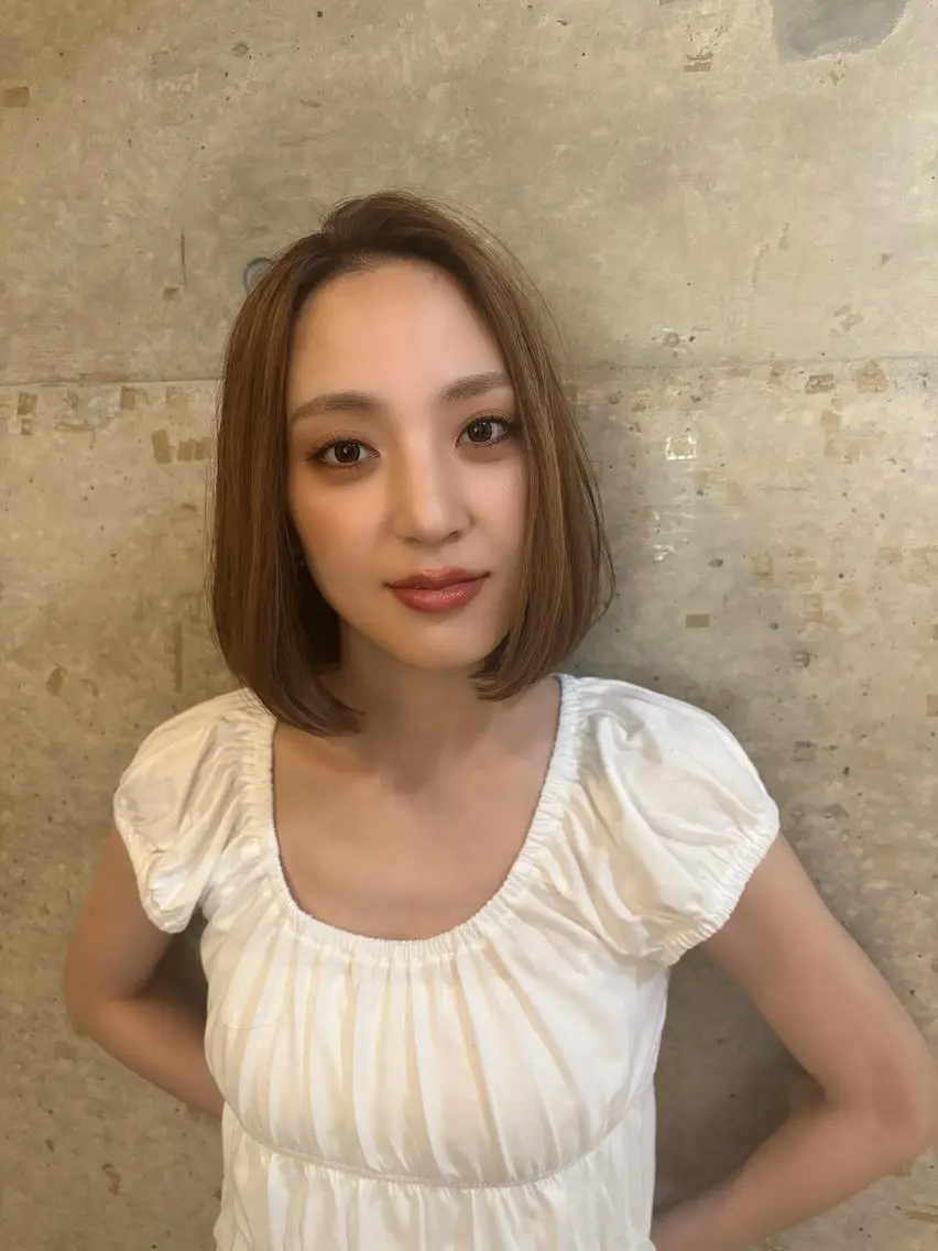 ミディアム カット ヘアカラー トリートメント 高橋 朝露のヘアスタイル