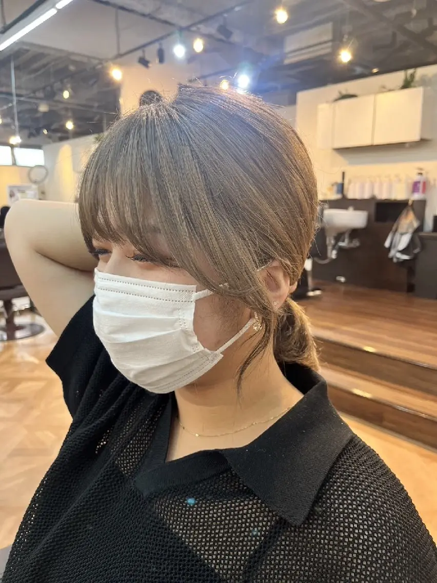 ミディアム 顔周りカット おくれ毛 久村 奈菜のヘアスタイル