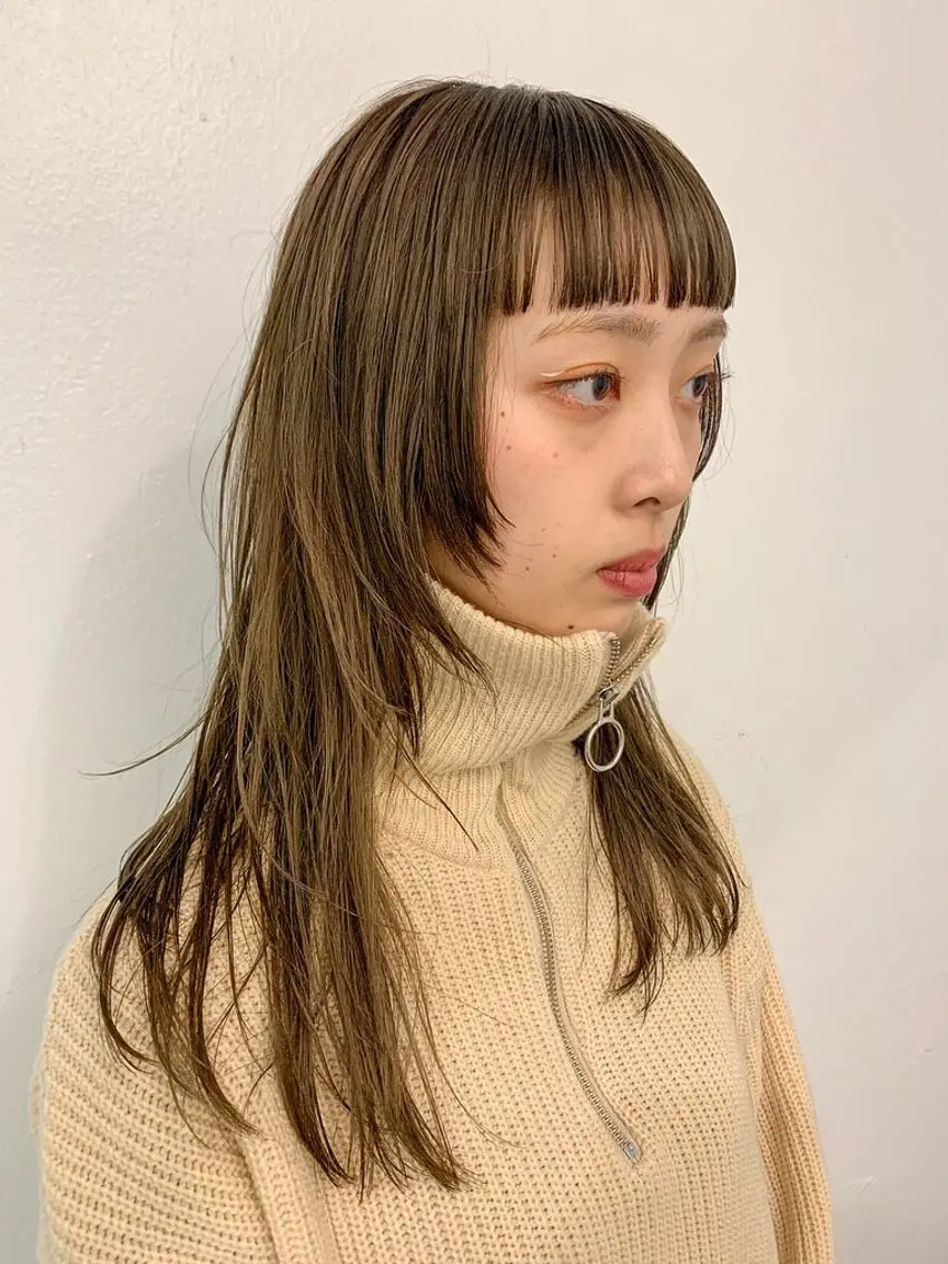ロング ハイライト 髪質改善 レイヤーカット ロング トリートメント レディースカラー✨ urara渋谷のヘアスタイル