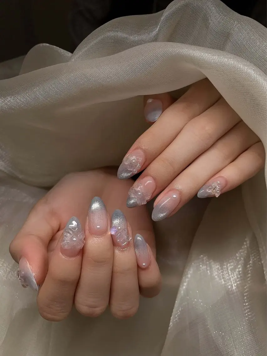 ネイル オーロラネイル ブルー チークネイル 長さ出し フットネイル NOA 池袋のネイルデザイン