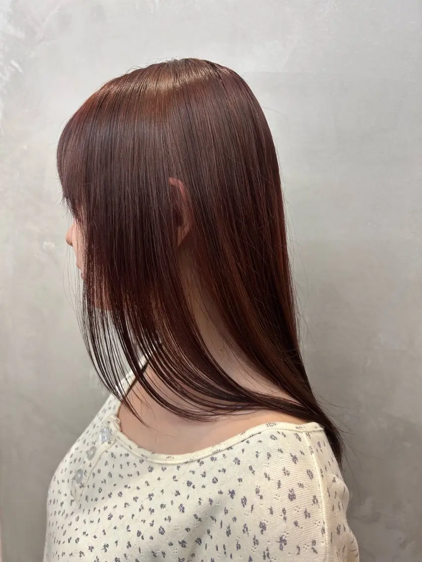 ロング レッドブラウン 砂川 渉　elima byのヘアスタイル