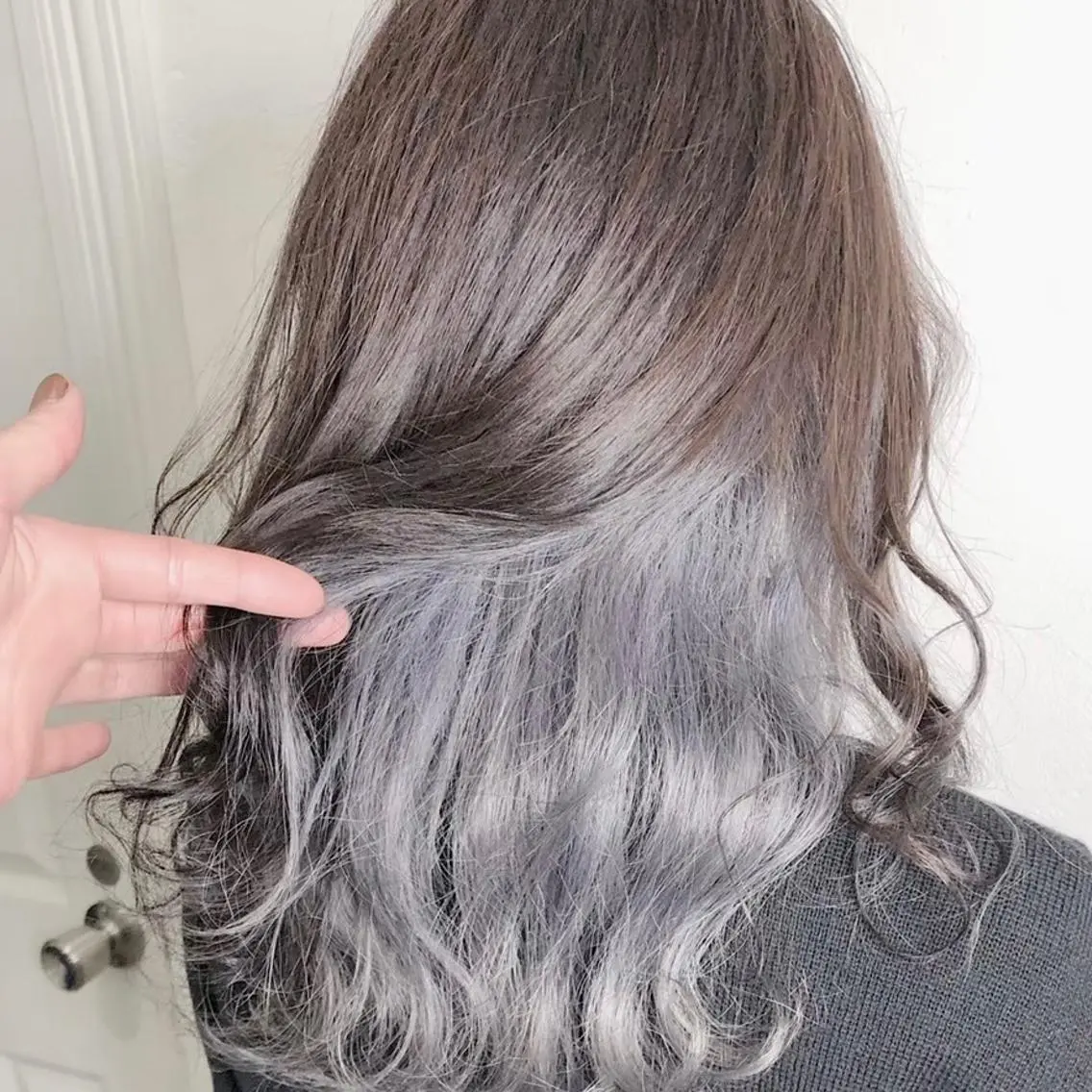 ミディアム MOMO艶髪 🩵モテカラーのヘアスタイル