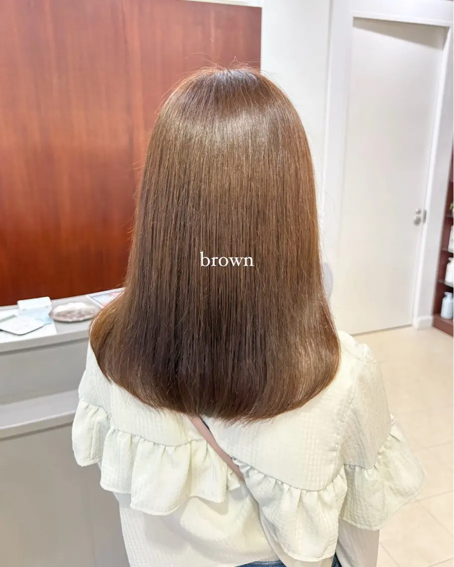 セミロング ヘアカラー arika さやのマツエク・マツパデザイン