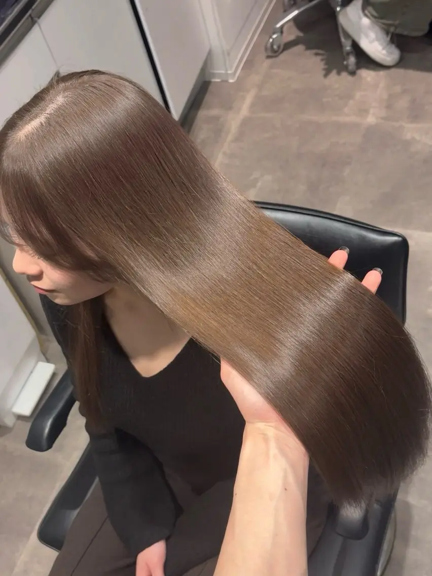 ロング カラー ベージュカラー ブリーチ ヘーゼル ブリーチなしカラー 🩵福岡ブリーチなし レイヤー/紫音🩵のヘアスタイル