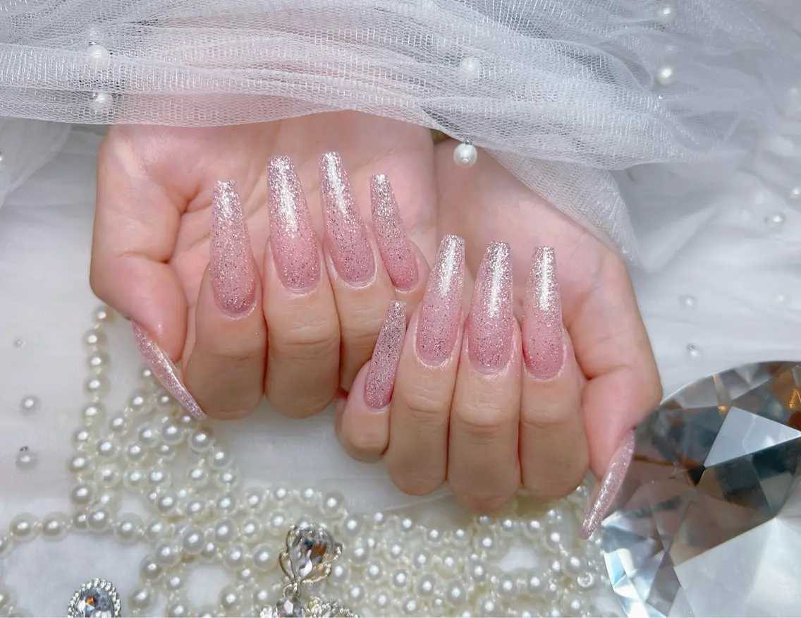 ネイル アートネイル オーロラネイル チークネイル 長さ出し フットネイル Miya _nailのネイルデザイン
