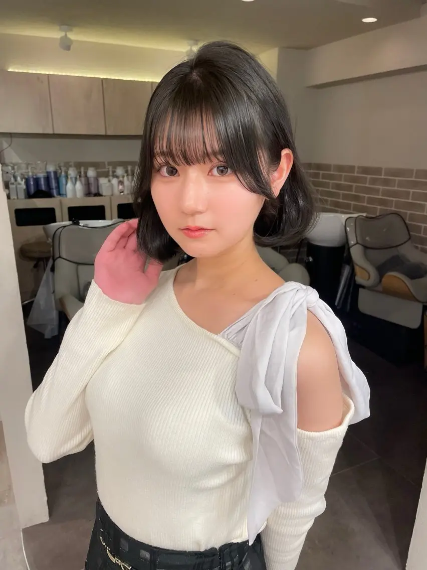 ミディアム カラー ブリーチ 透明感カラー 韓国風ヘア レイヤーカット トリートメント 💐宮坂 歩💐のヘアスタイル