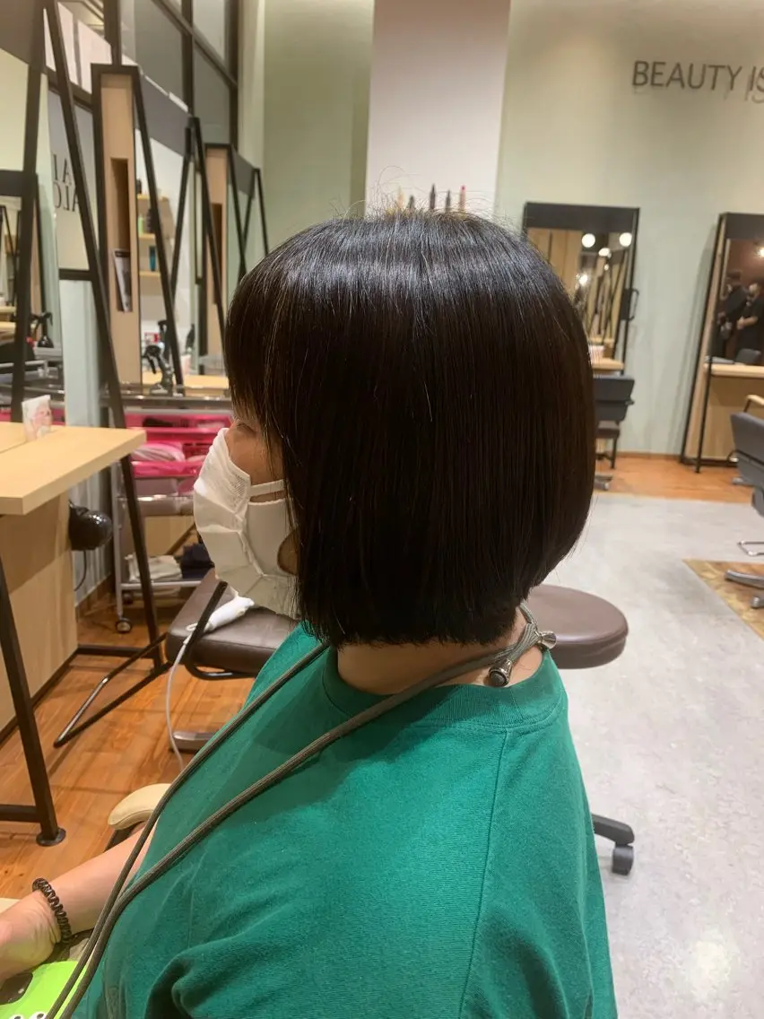 ショート 【パリ研修済】貝沼 しおん（矢場町）のヘアスタイル