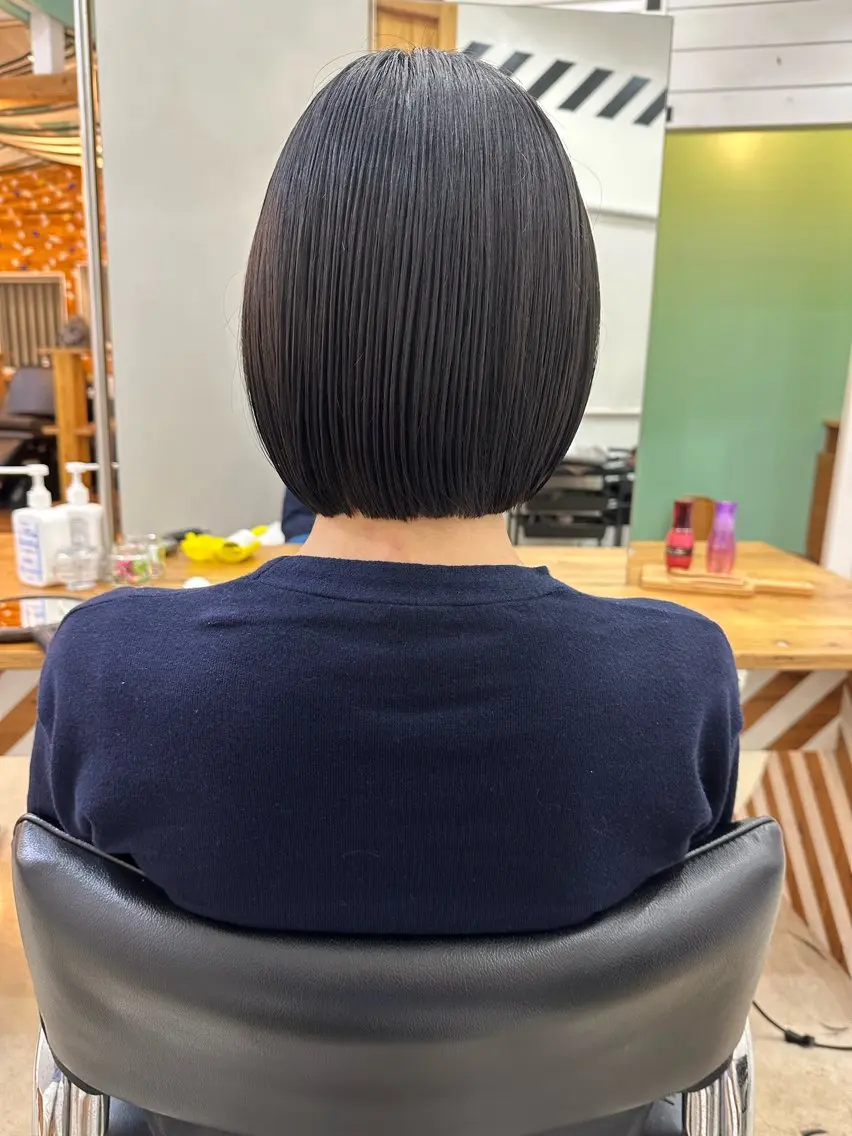 ショート カラー 切りっぱなしボブ ボブ もろ/ショート/ 透明感カラーのヘアスタイル