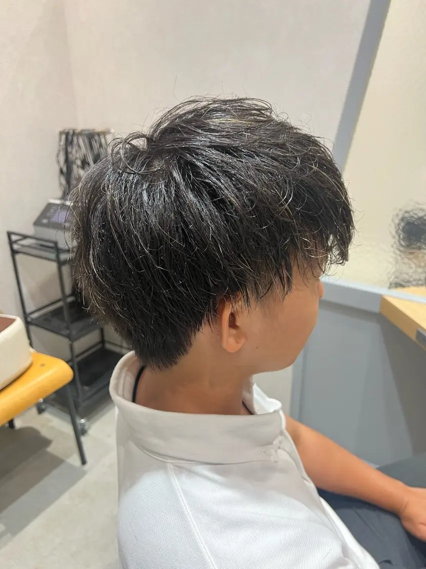 ショート カット 小池 夏美のヘアスタイル
