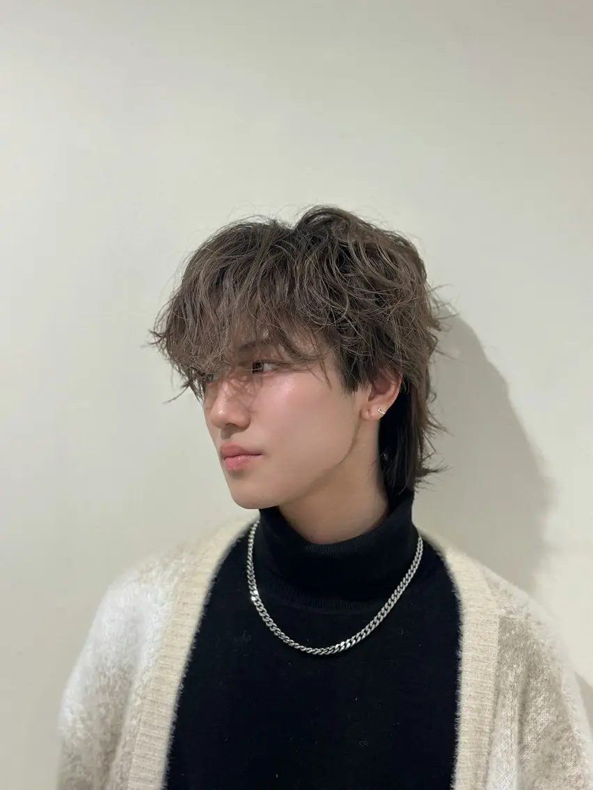 ショート ハイトーン✖️ 縮毛矯正シュンペイのヘアスタイル