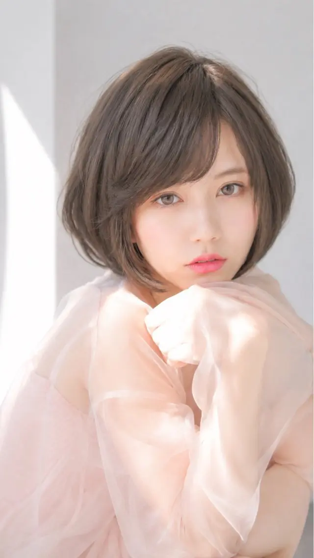 ショート カラー イズ ミのヘアスタイル