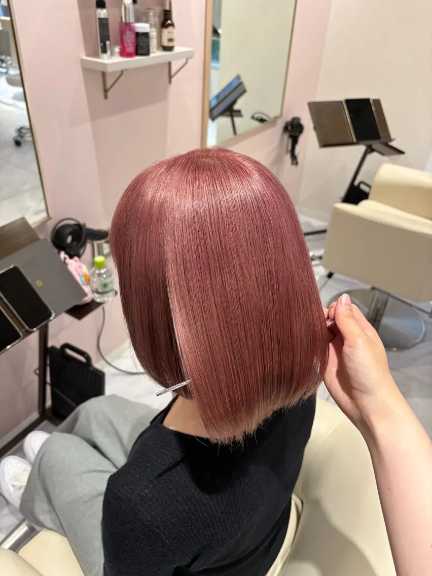 カラー ブリーチ ピンクカラー ヘアカラー ブリーチカラー/茨木 𝙨𝙖𝙠𝙞💚のヘアスタイル