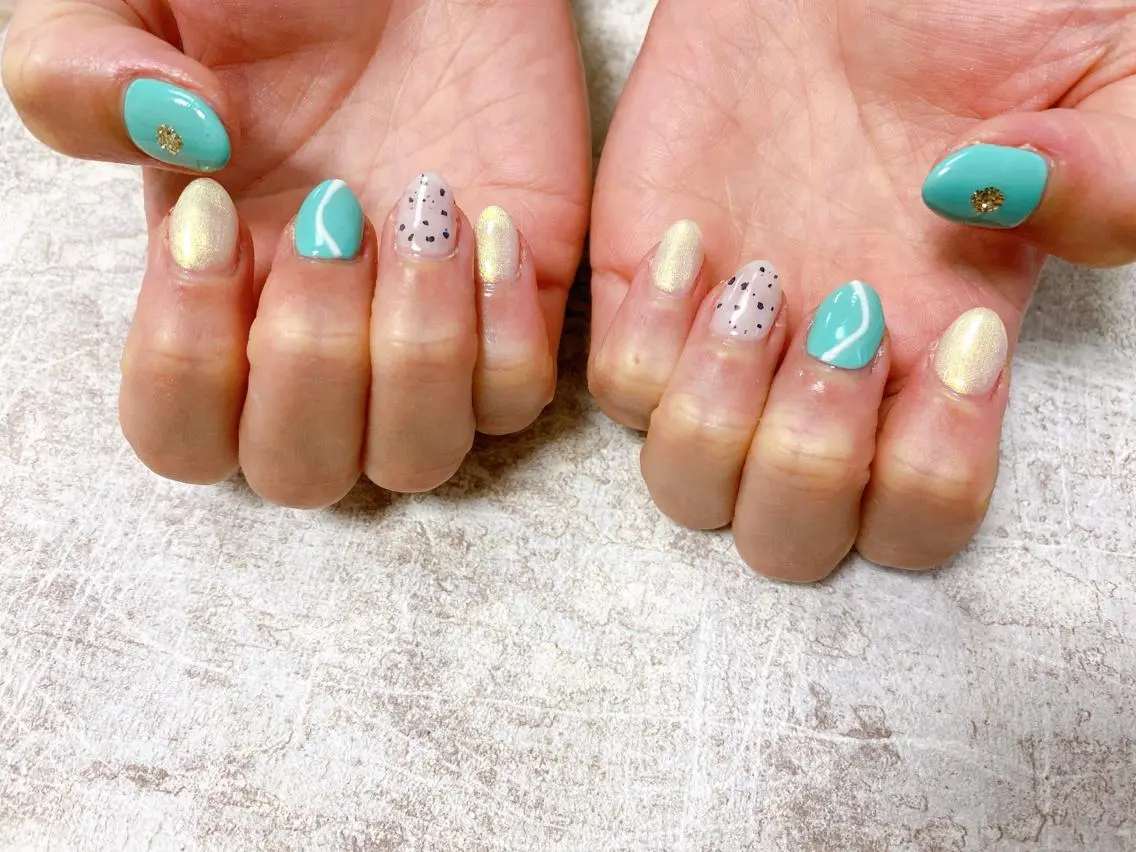ネイル ハンドネイル mogunail &blowのネイルデザイン