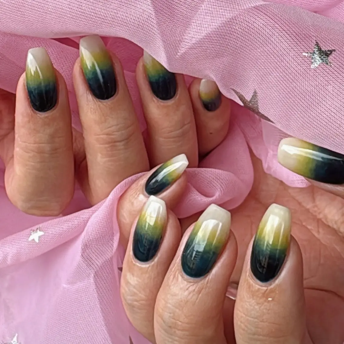 ネイル ハンドネイル NAIL303 🛼 SHIORIのネイルデザイン