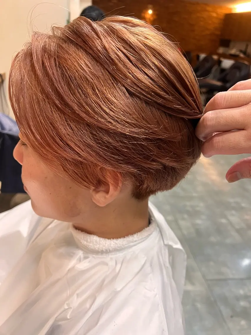 カラー メンズ ヘアカラー 透明感・艶感 小坂隼斗のヘアスタイル
