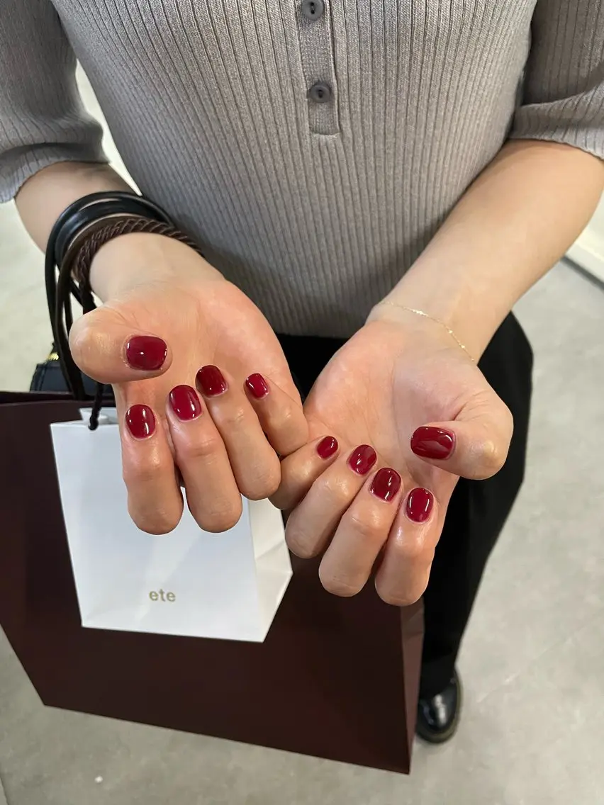 ネイル 赤色 Lua nail 🌸Ayaha🌸のネイルデザイン