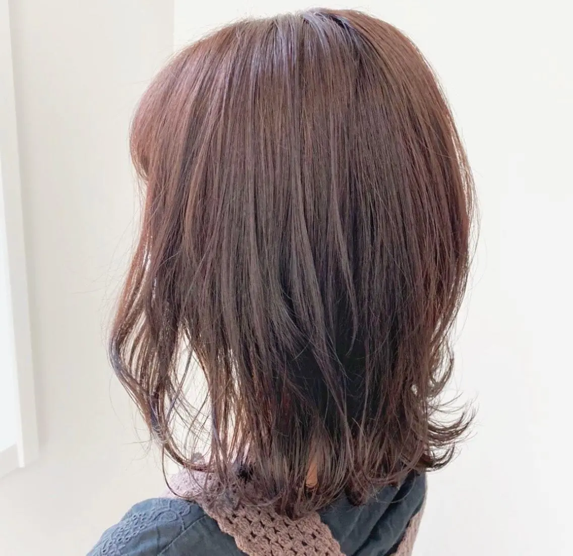 ミディアム カラー ケアブリーチ 黒瀬有汰のヘアスタイル