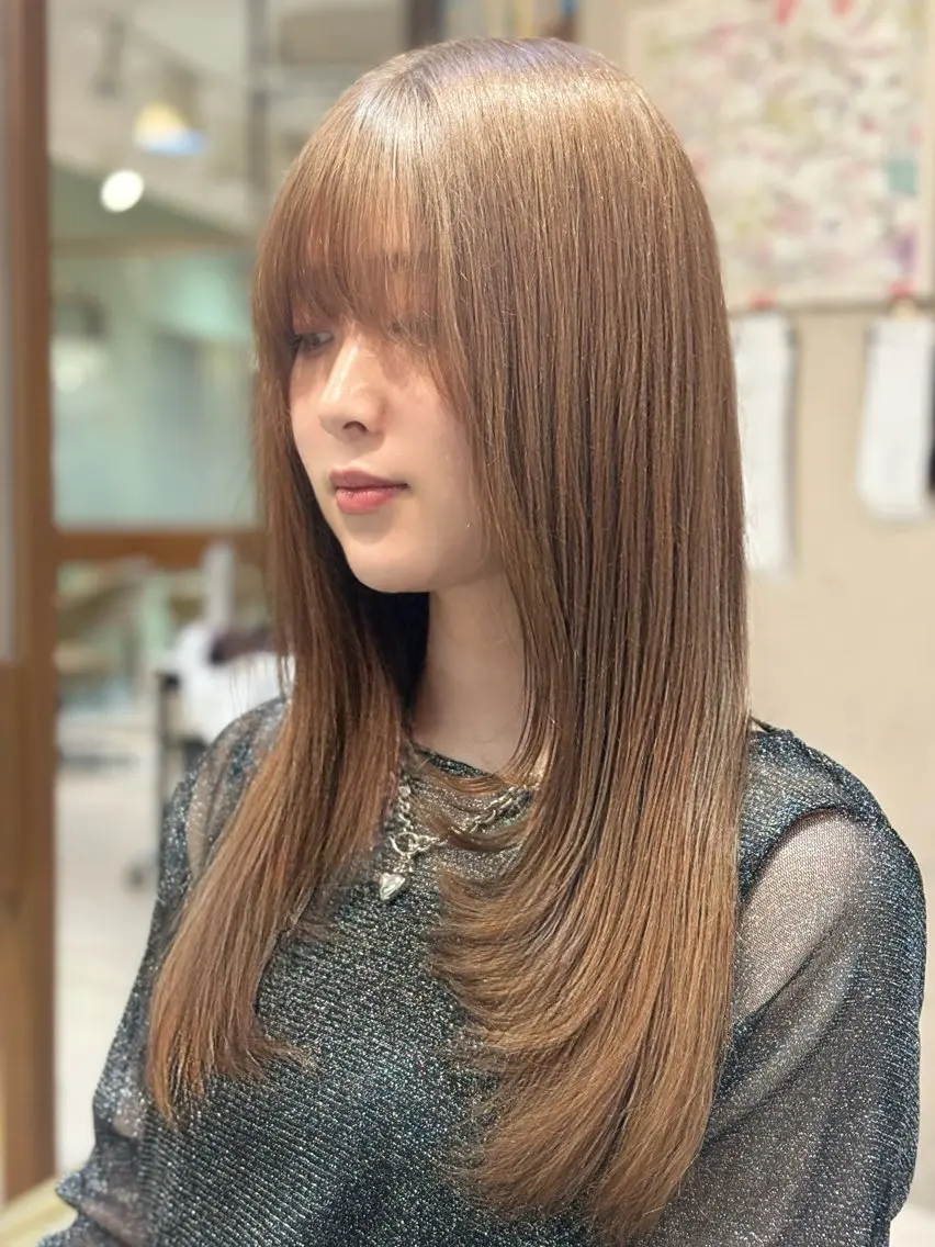 ロング 顔周りカット レイヤーカット ロング 小顔カット 野中 大河のヘアスタイル