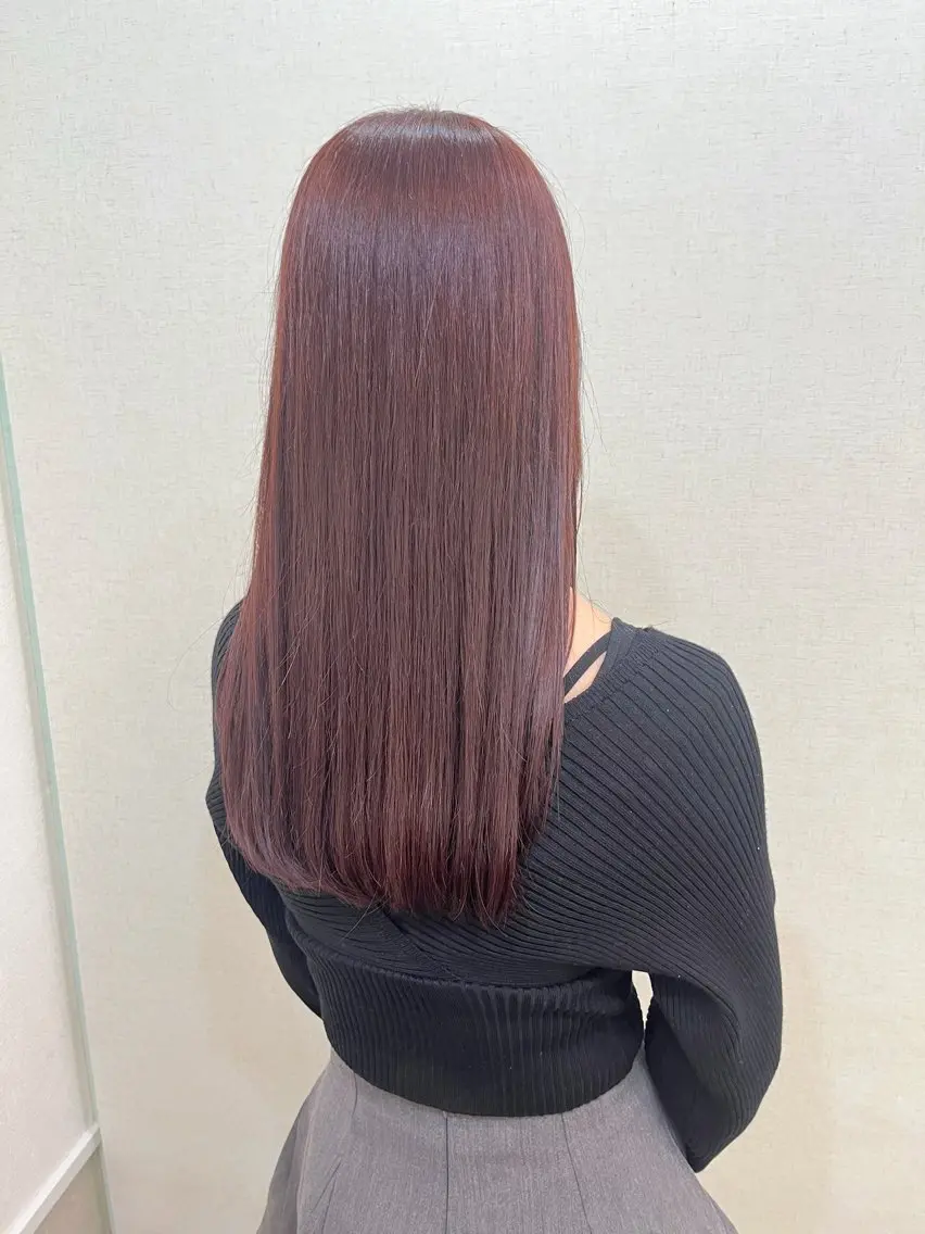 セミロング ヘアカラー 伊藤 由妃乃のヘアスタイル
