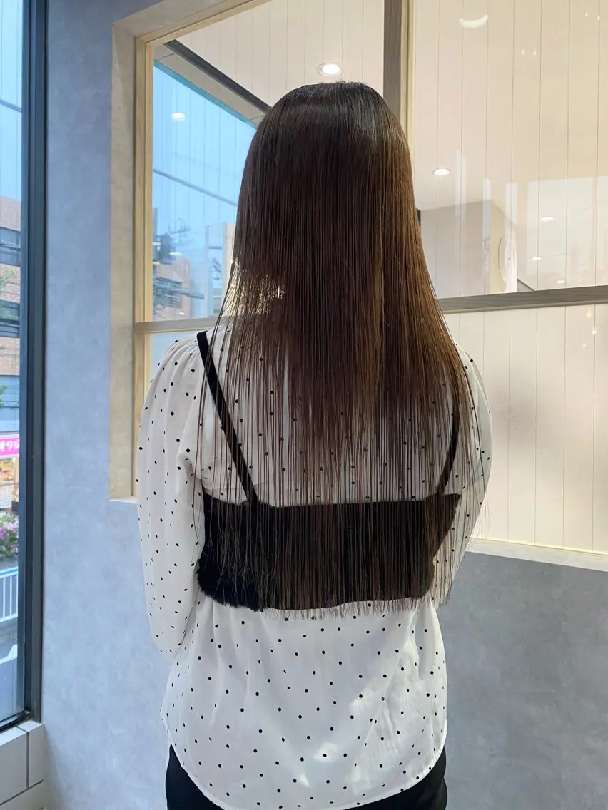 ロング outil mireiのヘアスタイル
