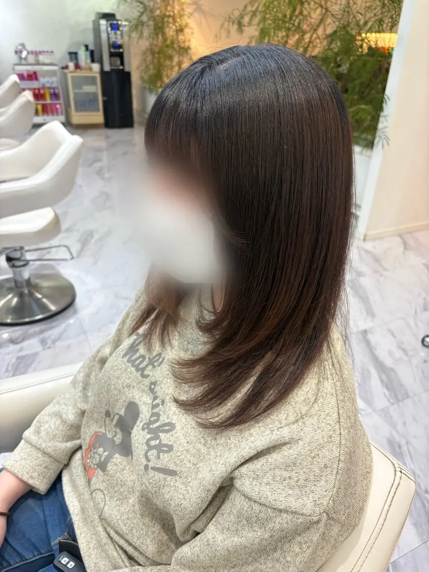 ミディアム 明壁 沙弓のヘアスタイル