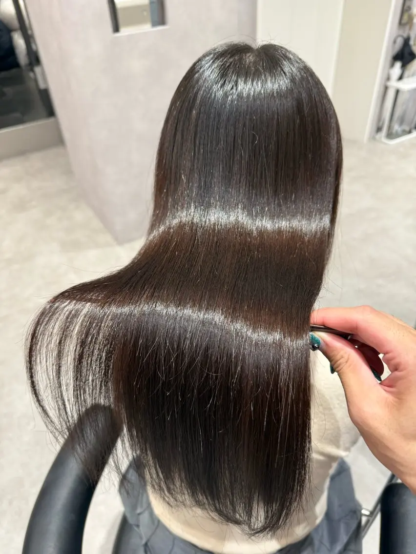 ロング カラー パーマ ヘアアレンジ 髪質改善 縮毛矯正 トリートメント ストレートパーマ ヘアカラー 縮毛矯正 トリートメント 縮毛矯正/髪質改善/ ブリーチ毛/木元渓太のヘアスタイル
