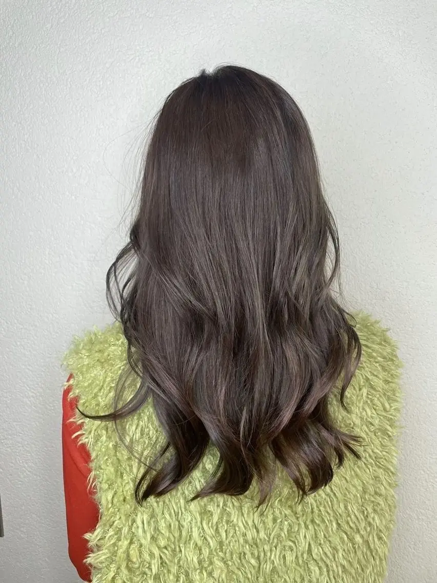 ロング カラー 透明感カラー グレージュ ヘアカラー 🩶透明感・艶カラー 🩶ひいな🩶のヘアスタイル