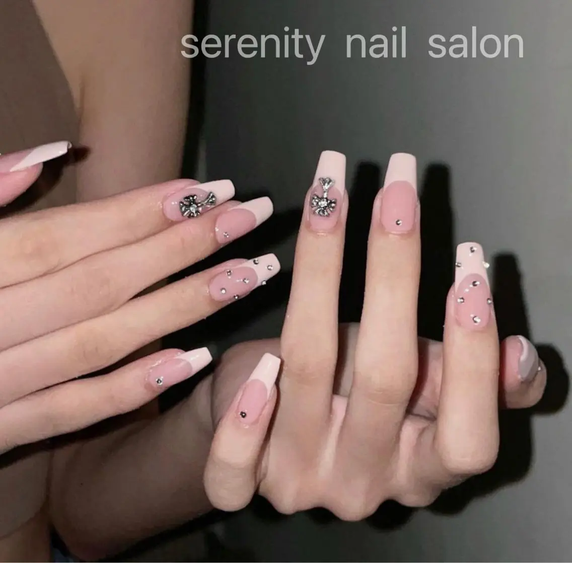ネイル ハンドネイル ハンドケア ✨Serenity Nail salonのネイルデザイン