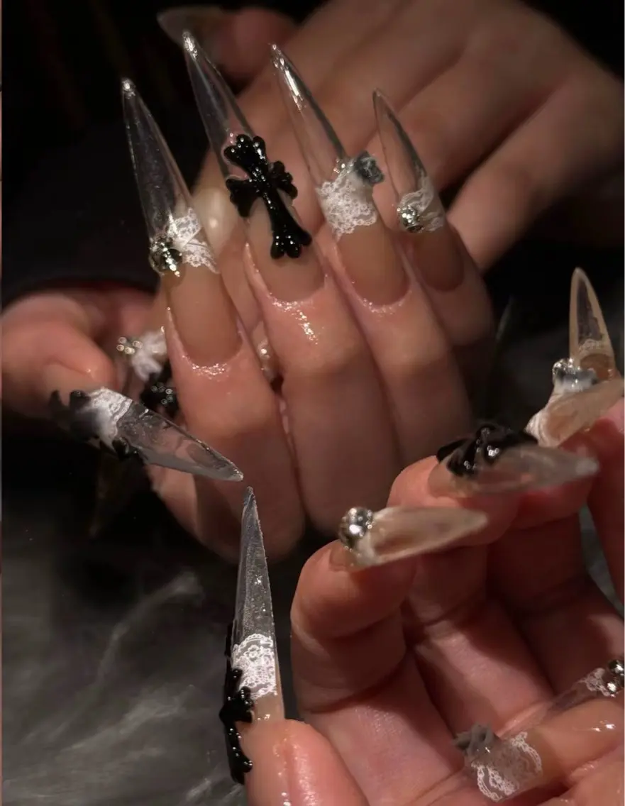 ネイル ハンドネイル Luna Gladeのネイルデザイン