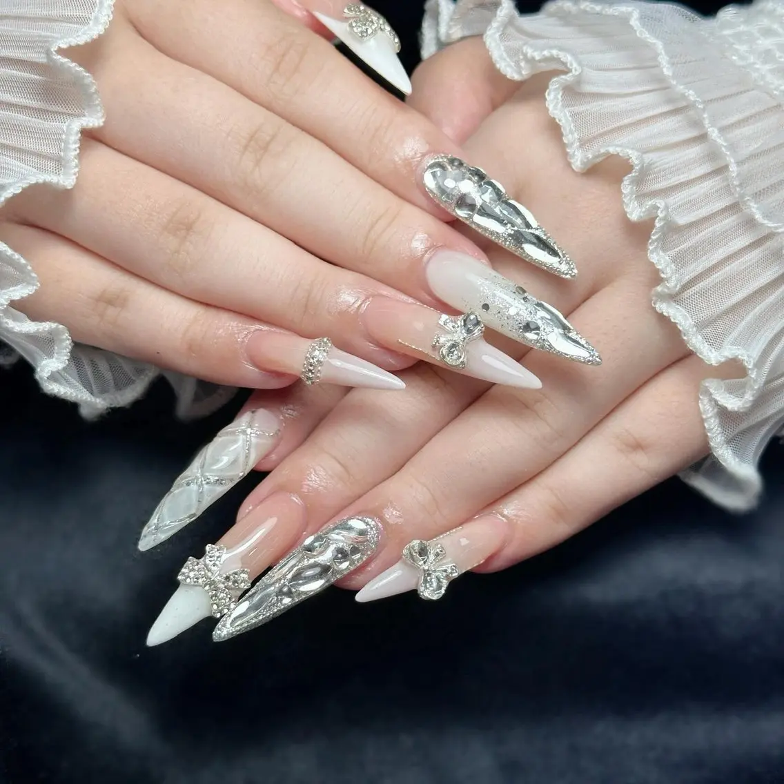 ネイル アートネイル チークネイル ドット フットネイル フレンチネイル KIMU MIKA.NAILのネイルデザイン