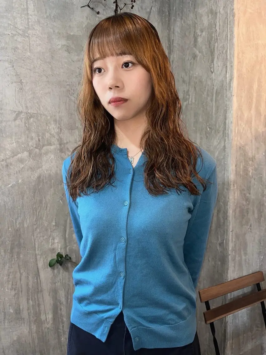 セミロング パーマ セミロングパーマ カット ヘアカラー パーマ niko RINKAのヘアスタイル