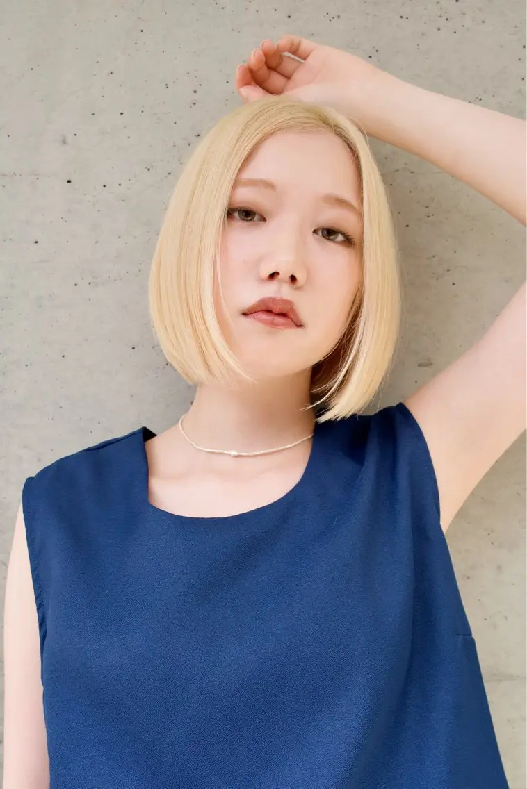 セミロング カラー ✨顔まわりカット ✨渋谷人気No.1✨のヘアスタイル