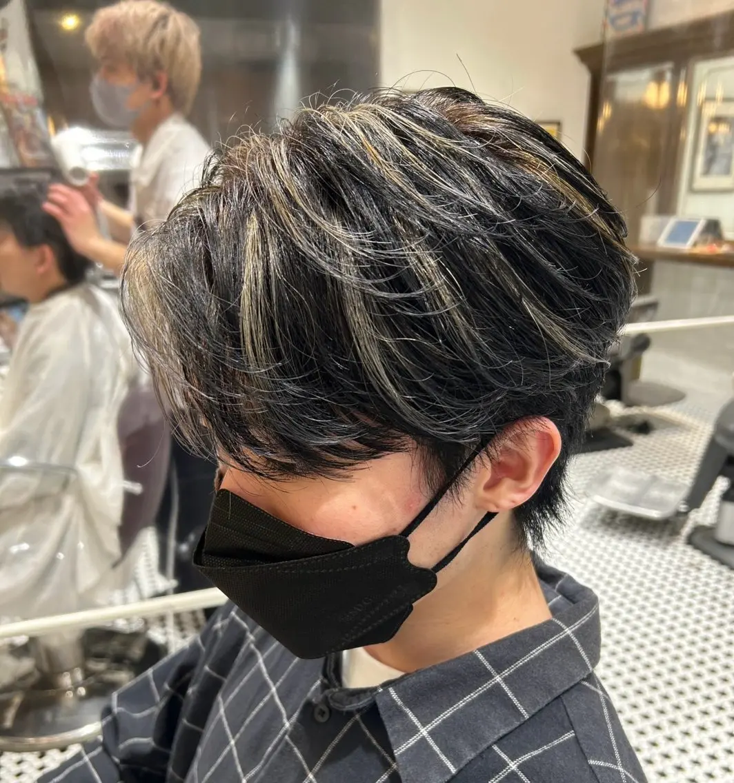 ミディアム カラー メンズ 榊原 貫太のヘアスタイル