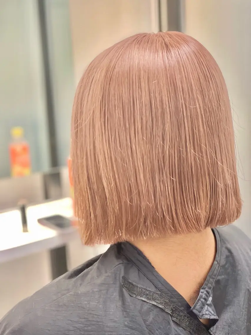 ショート カラー ヘアアレンジ ベージュカラー ブリーチ ピンクカラー ピンクベージュ ヘアカラー トリートメント 髪質改善×ハイトーン 中田啄也のヘアスタイル