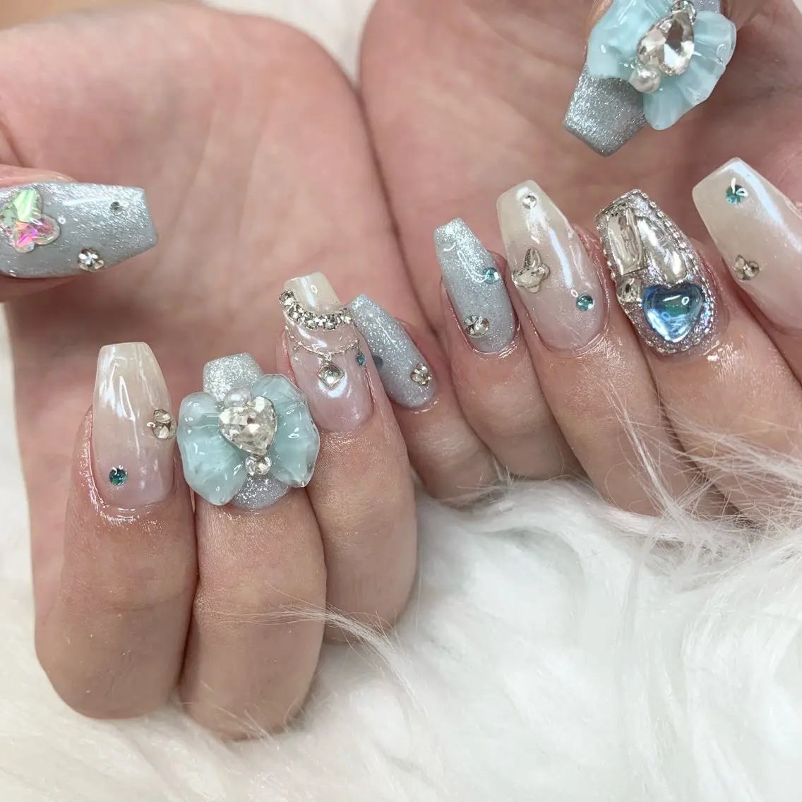 ネイル リボン ハンドネイル La neige* yuki 🐩🌙のネイルデザイン