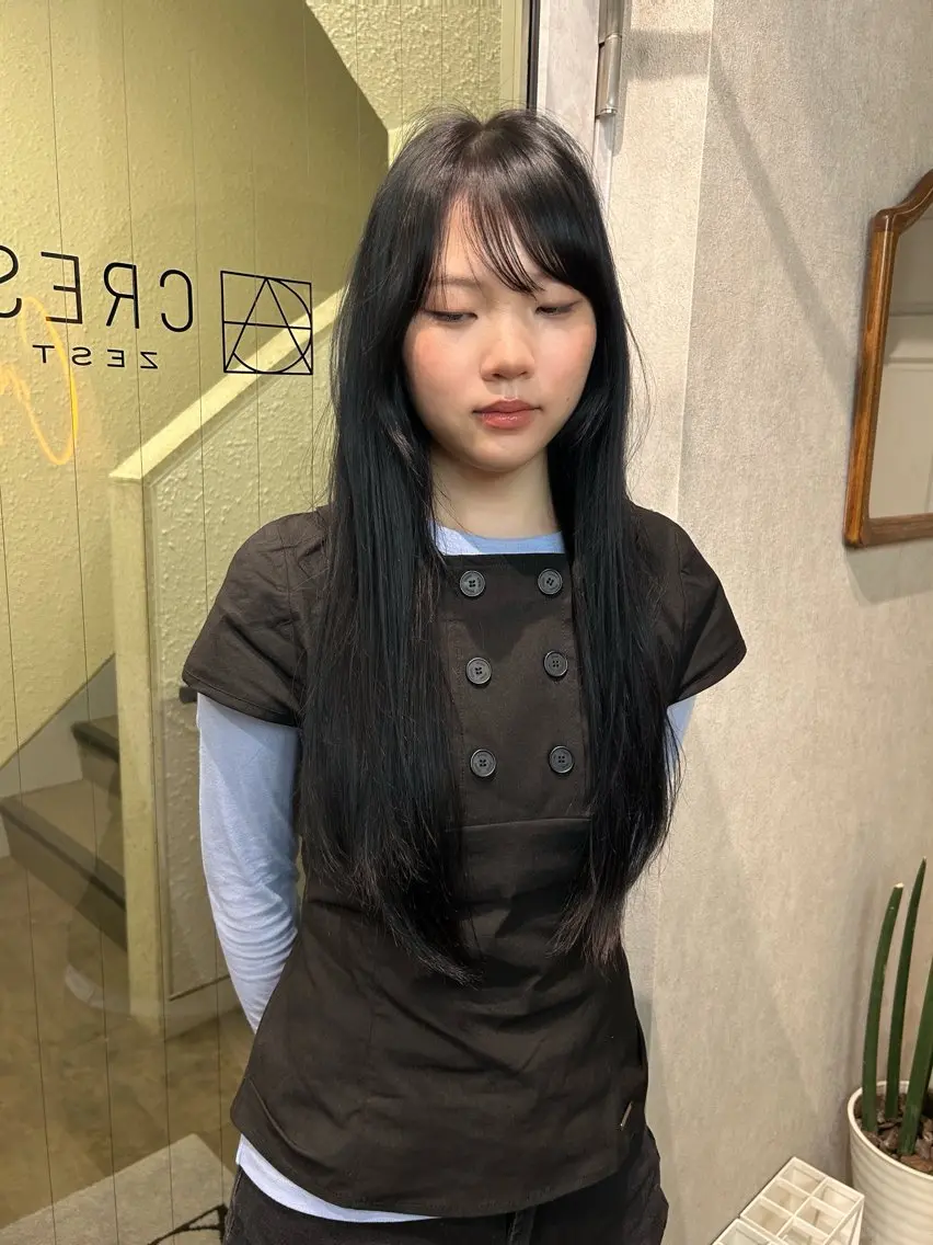ロング カラー ヘアカラー sae 👒 cresのヘアスタイル