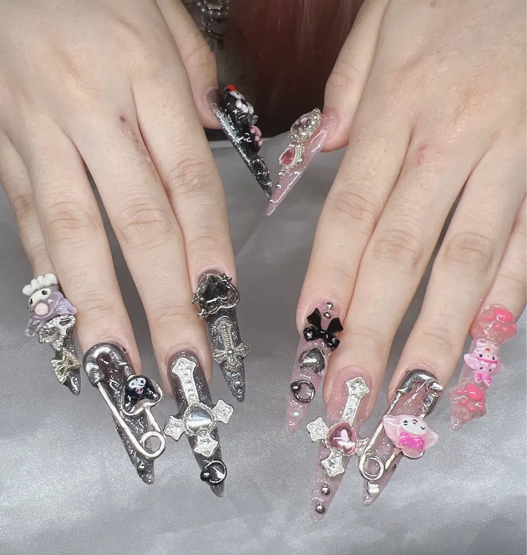 ネイル 長さ出し グラデーション キラキラネイル マグネットネイル ニュアンスネイル Lee Nails チップ長さだし専門店のネイルデザイン