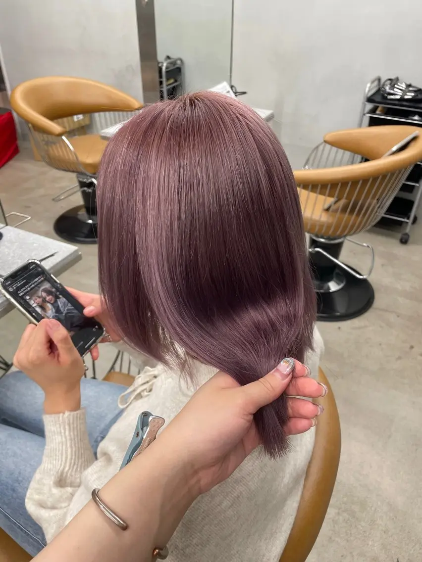 ミディアム ピンクラベンダー ヘアカラー トリートメント 植村 海咲のヘアスタイル