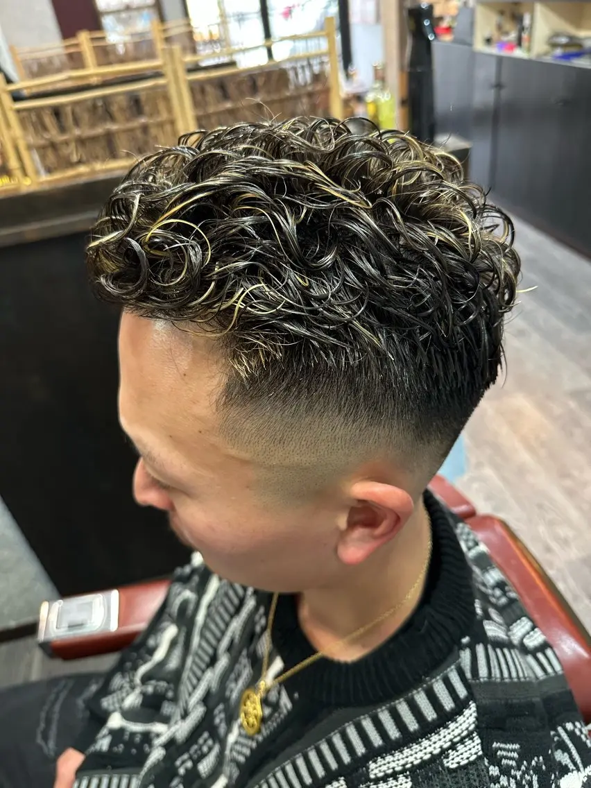 パーマ 田島 颯人のヘアスタイル